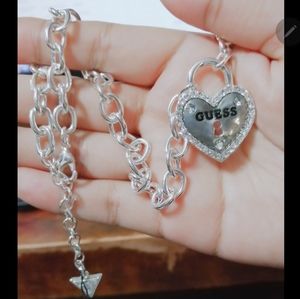 Guess heart necklace 16"